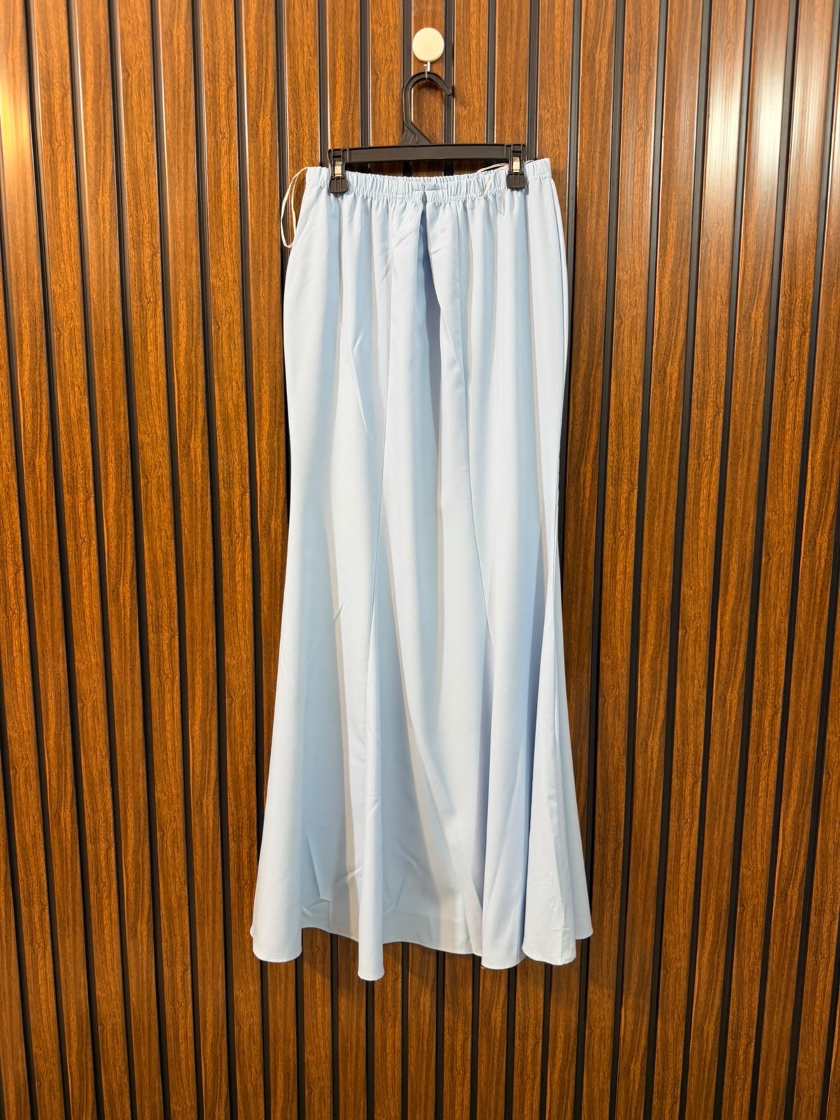 Waist  28  Lenght 41  Fabric silk  Premium Women's Skirt