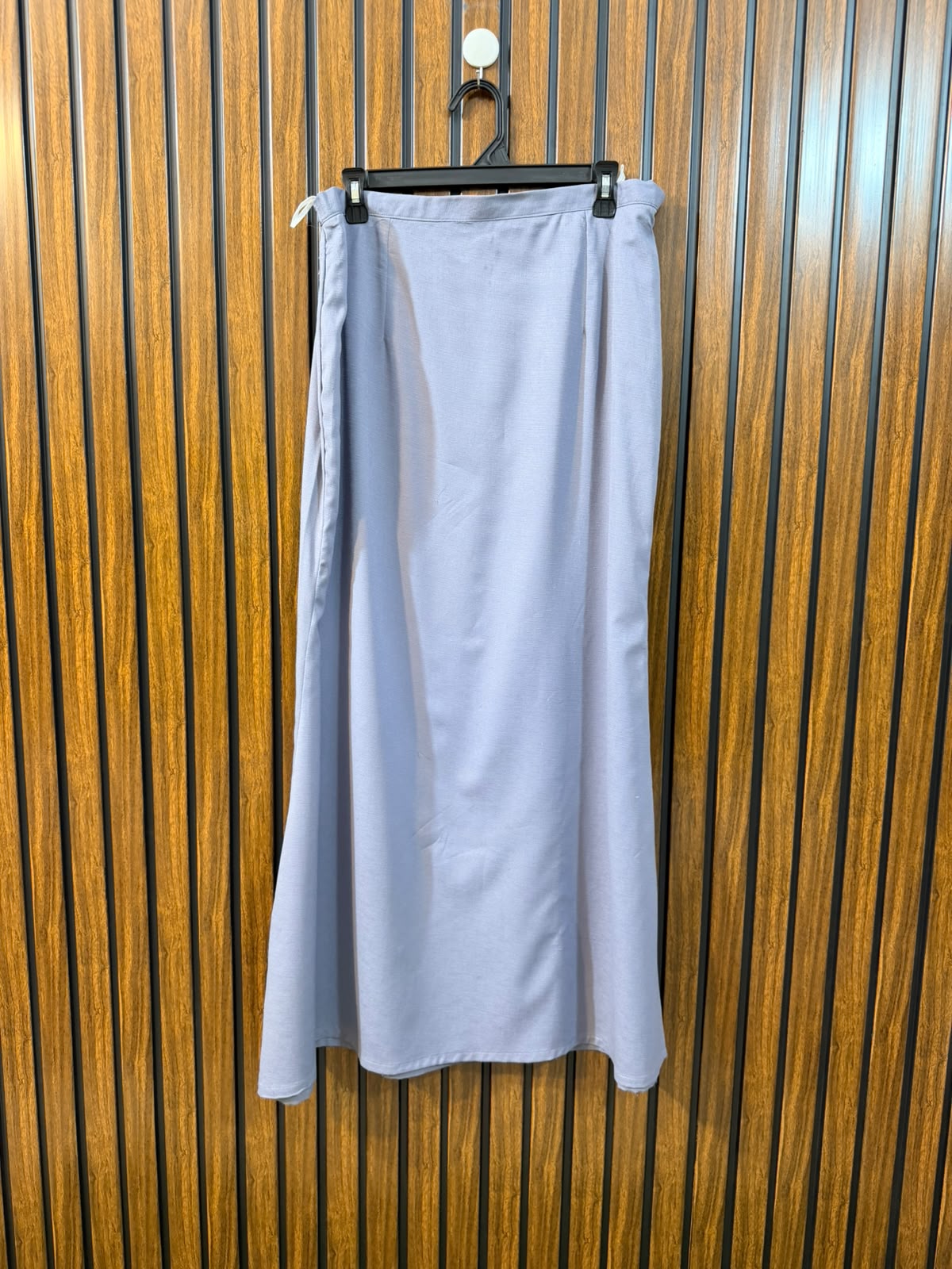 Waist 34  Lenght 40  Fabric cotton silk Branded Women's Skirt