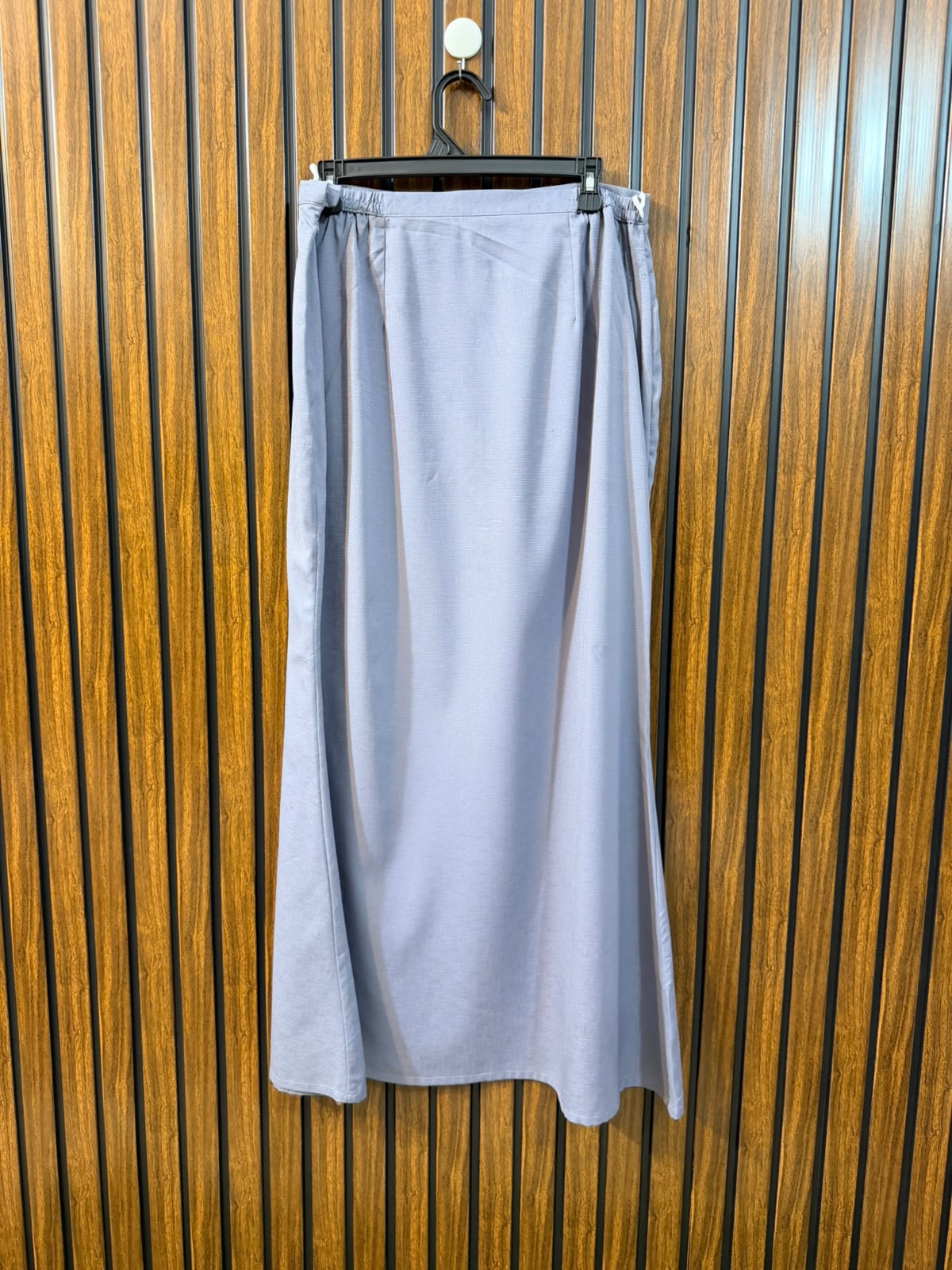 Waist 34  Lenght 40  Fabric cotton silk Branded Women's Skirt