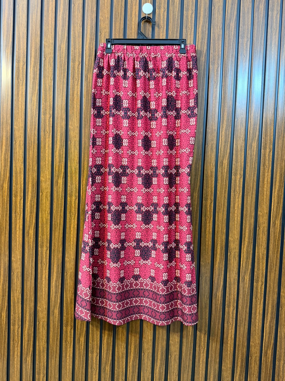 Waist 30  Lenght 40  Fabric silk Women's Fashion Skirt