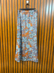 Waist  34  Lenght 38  Fabric silk Ladies Branded Skirt