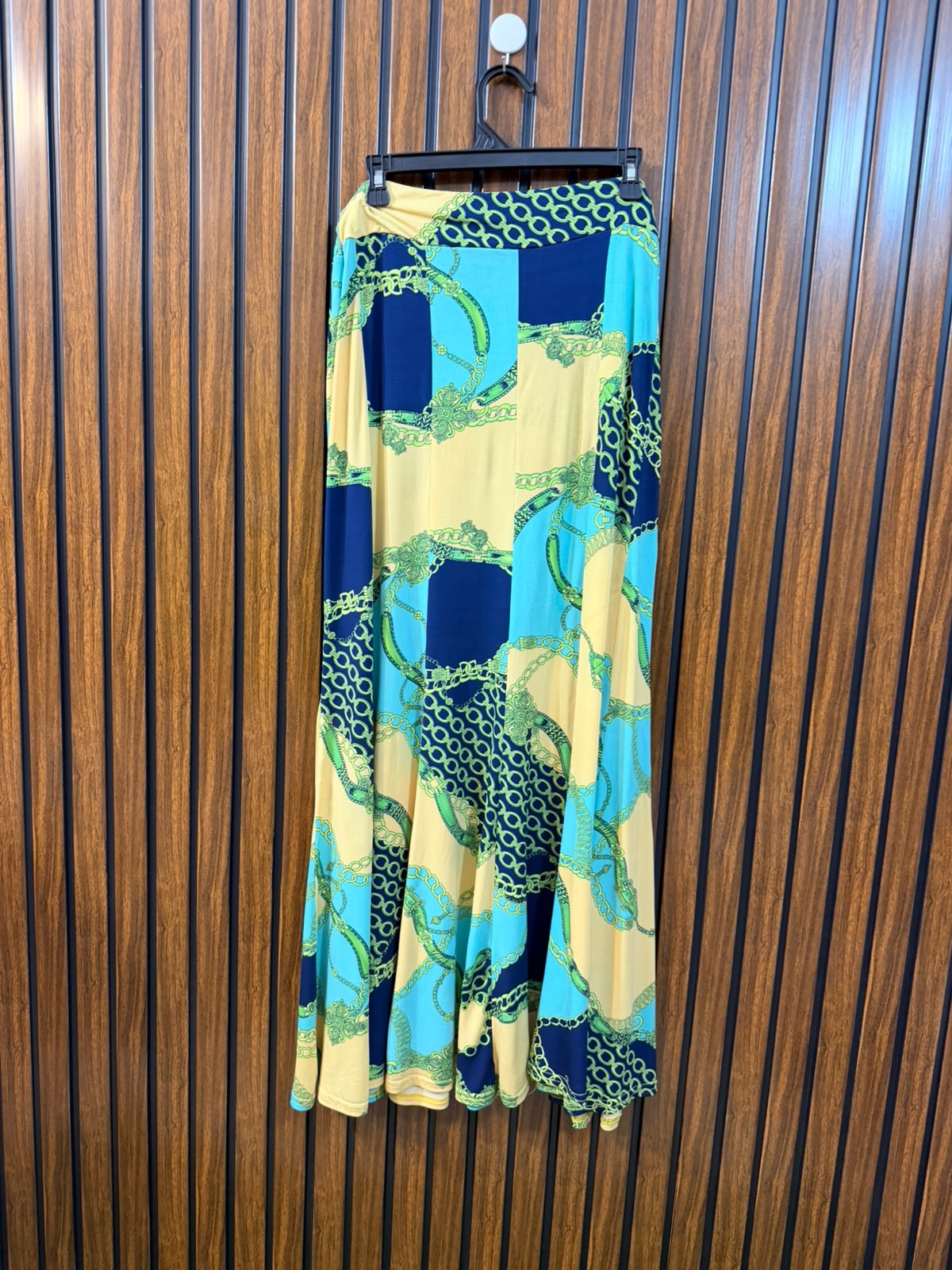 Waist 42  Lenght 43  Fabric silk jersey Women's Classic Skirt