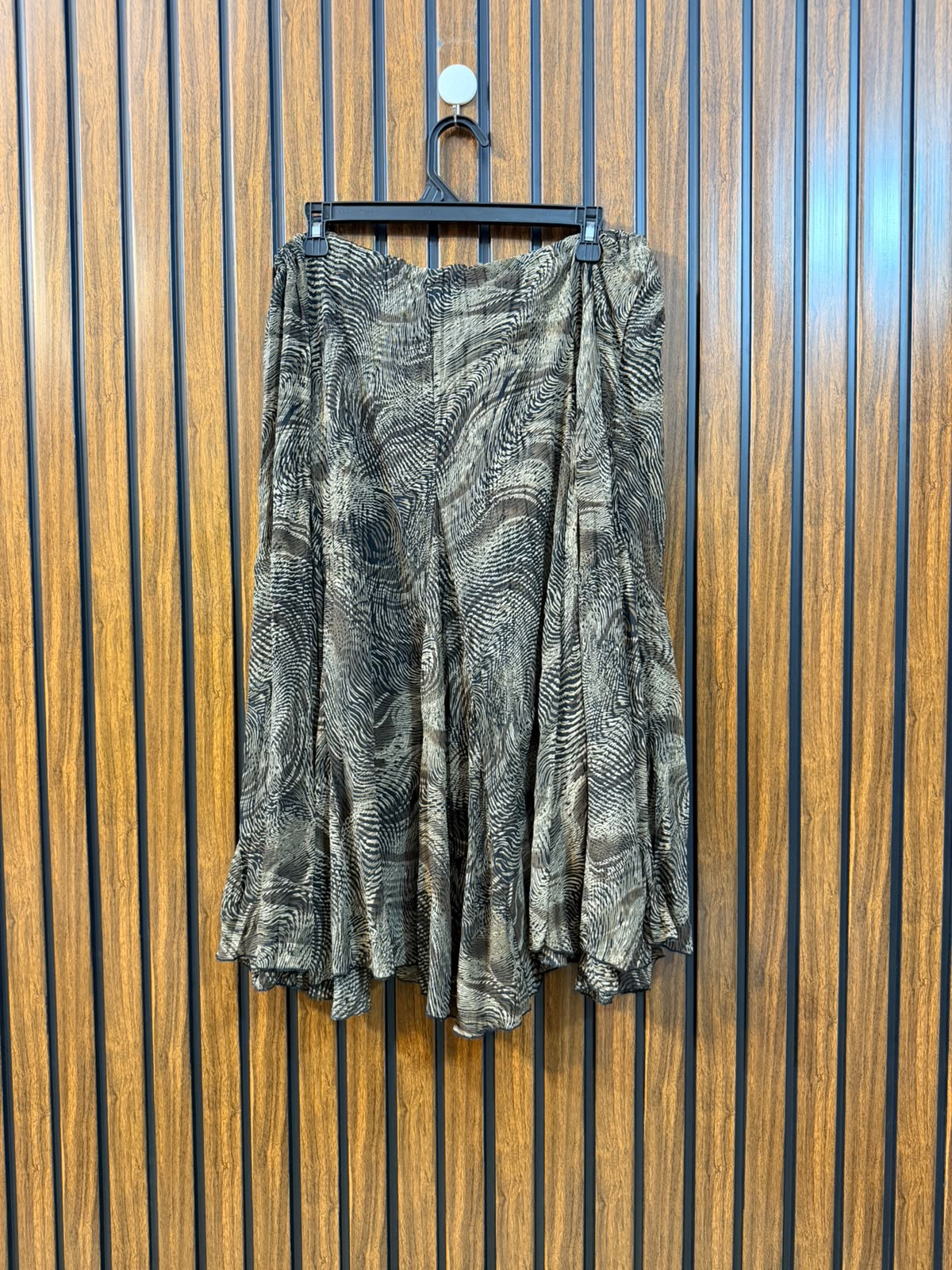 Waist 40  Lenght 28  Fabric chiffon Women's Skirt Outfit