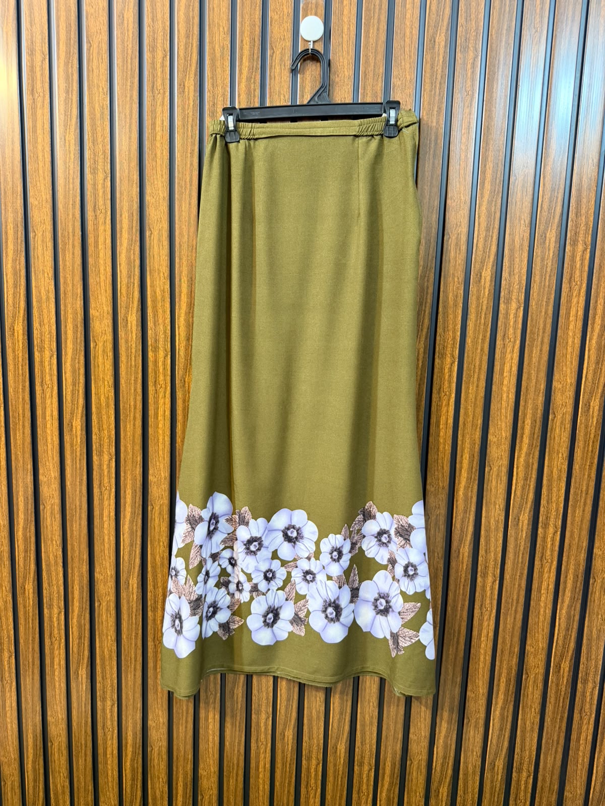 Waist 28  Lenght 40  Fabric silk Women's Everyday Fashion Skirt