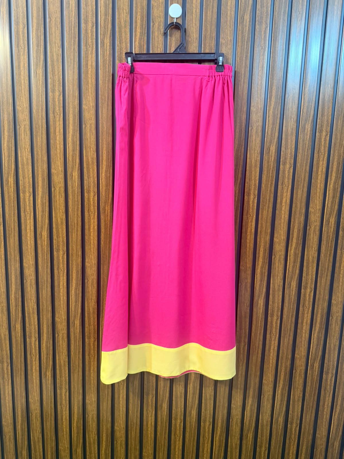 Waist 32  Lenght 39  Fabric chiffon Women's Trendy Skirt Collection