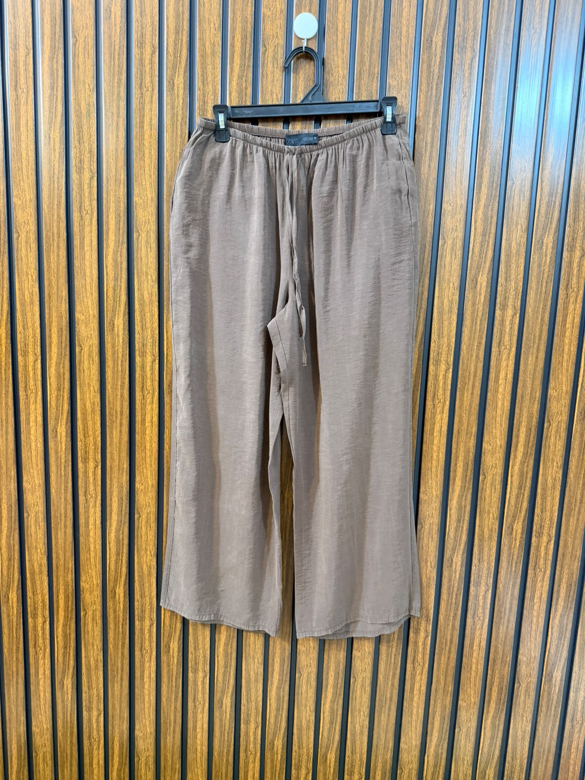 Waist 28  Lenght 33  Fabric silk Fashion Women's Branded Trouser