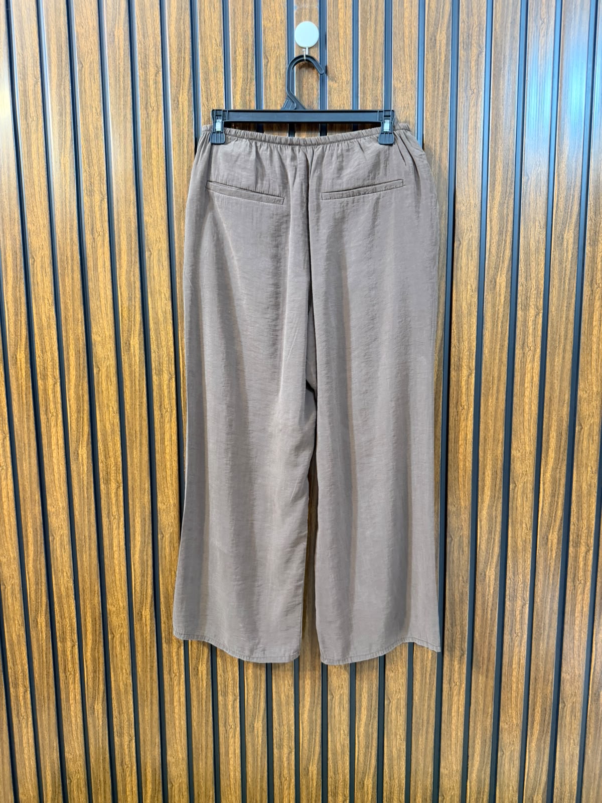 Waist 28  Lenght 33  Fabric silk Fashion Women's Branded Trouser