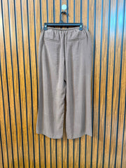 Waist 28  Lenght 33  Fabric silk Fashion Women's Branded Trouser