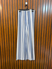 Chest 26  Lenght 43  Fabric Rayon Women's Branded Casual Trouser