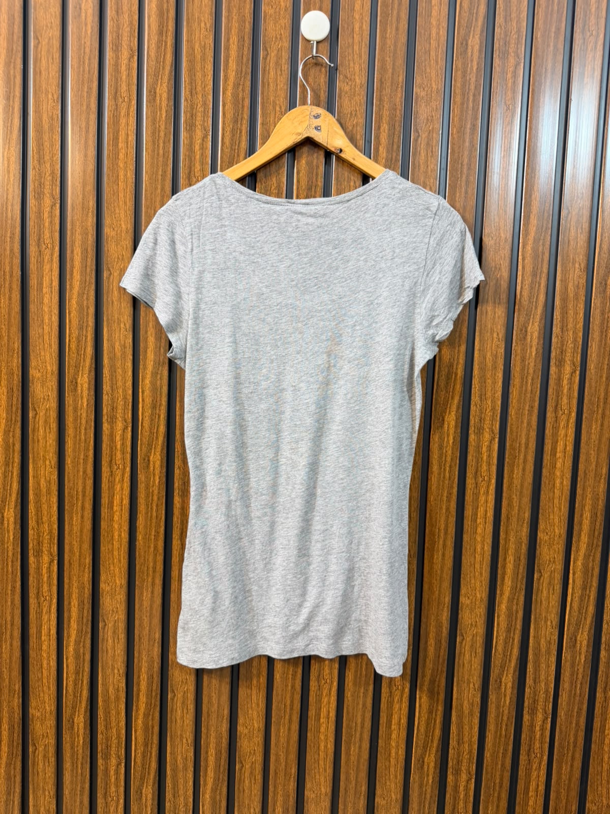 Chest 18  Length 25 Women's Casual Fashion T-Shirt