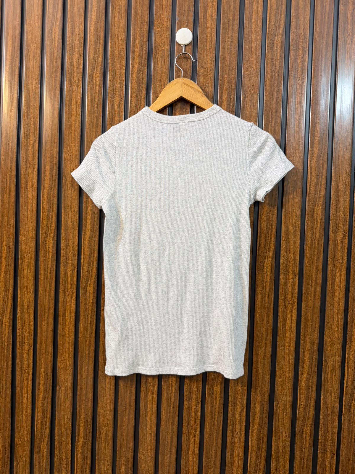 Chest 17  Length 22 Women's Comfortable T-Shirt