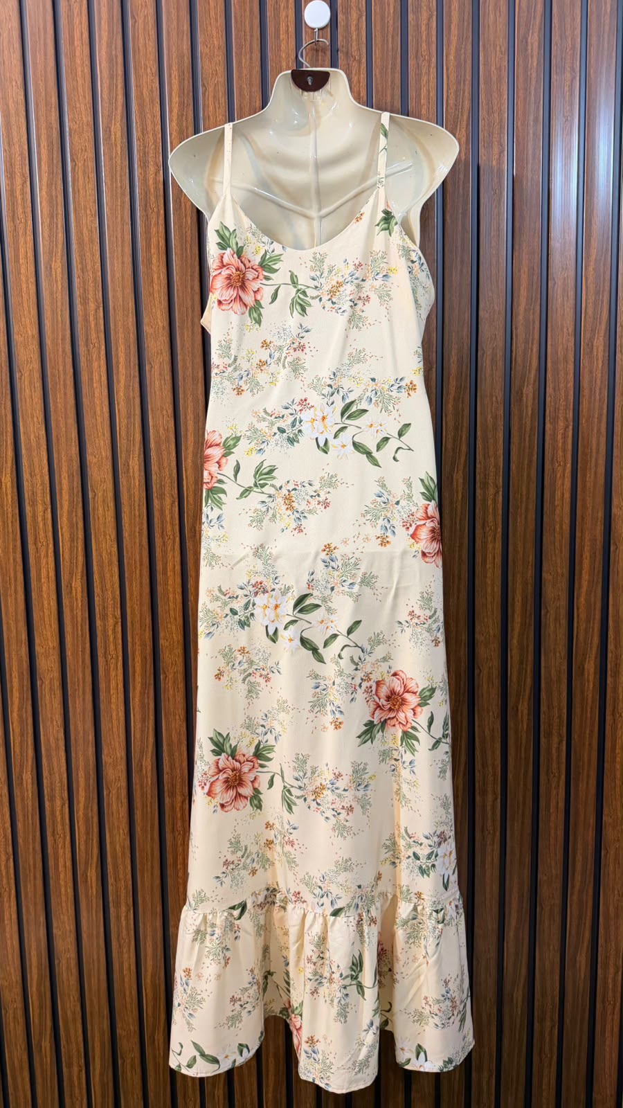 Chest 18  Length 53  Fabric Silk Western Women's Maxi Dress