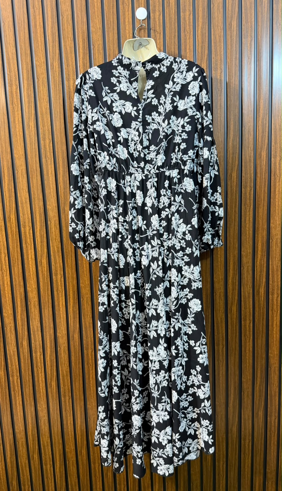 Chest 18  Length 53  Fabric Cotton Silk Women's Fashion Long Maxi