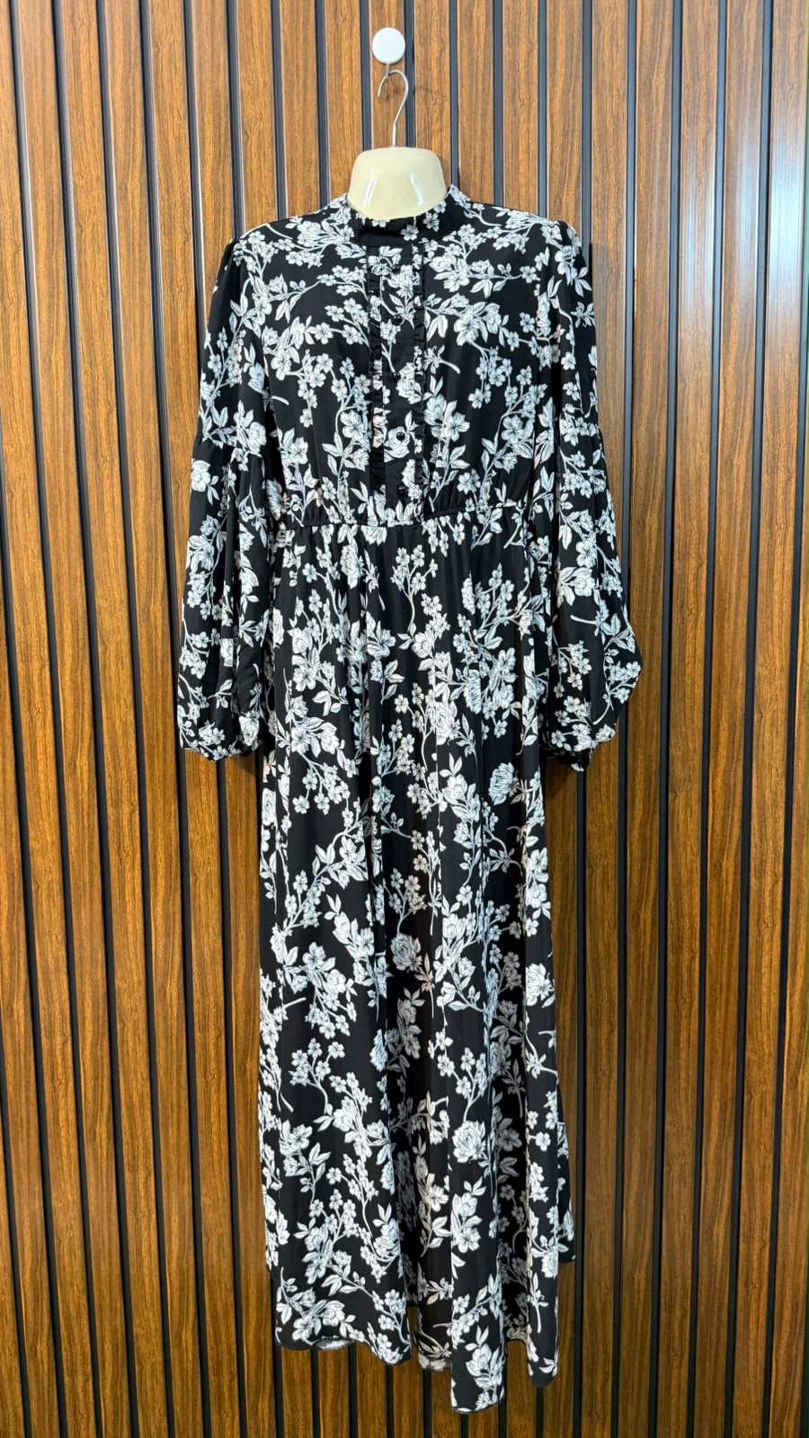 Chest 18  Length 53  Fabric Cotton Silk Women's Fashion Long Maxi