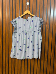 Chest 20  Length 25  Fabric Linen Branded Women's Fashion Top