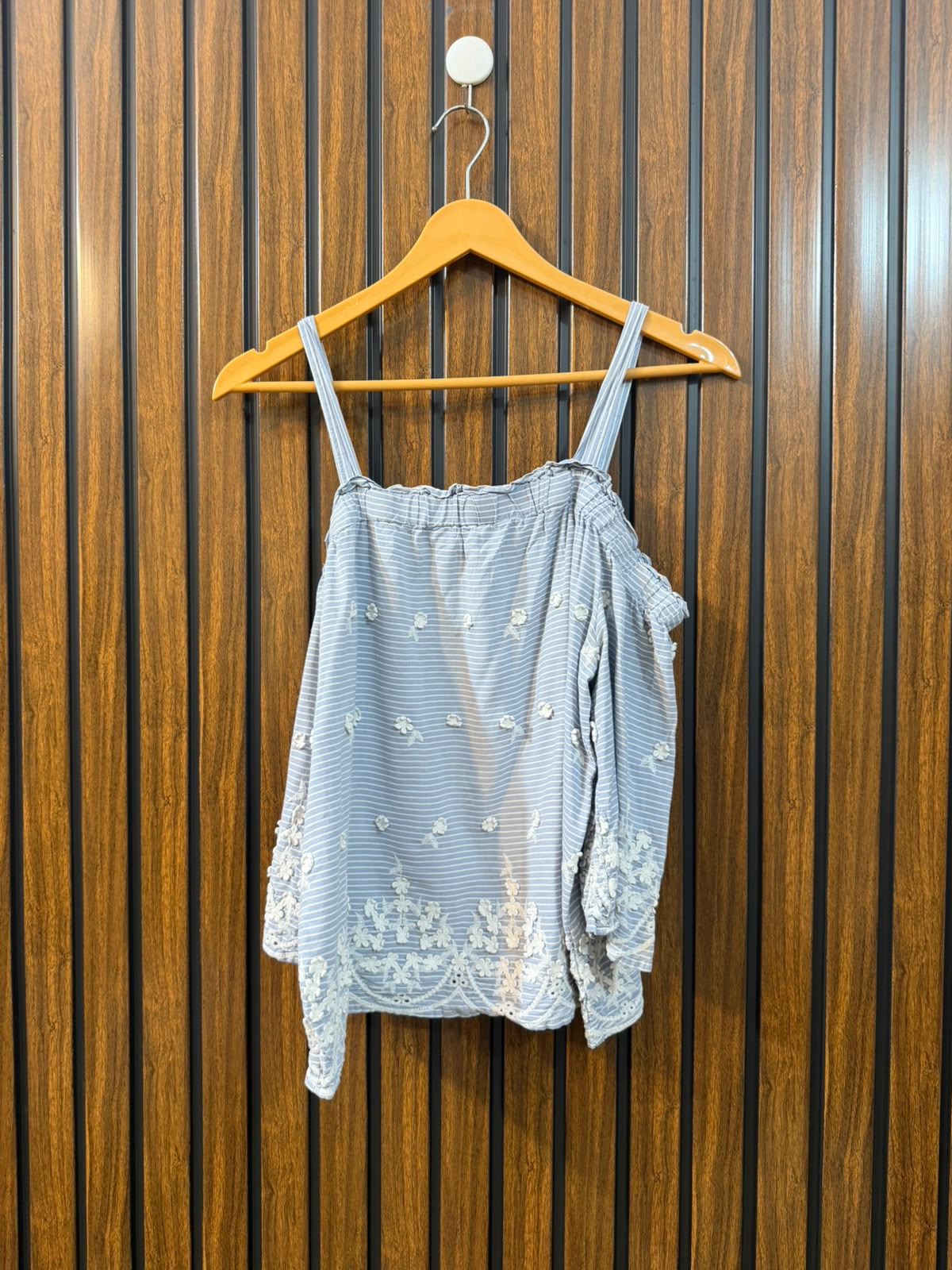 Chest 18  Length 21  Fabric Linen Women's New Arrival Top