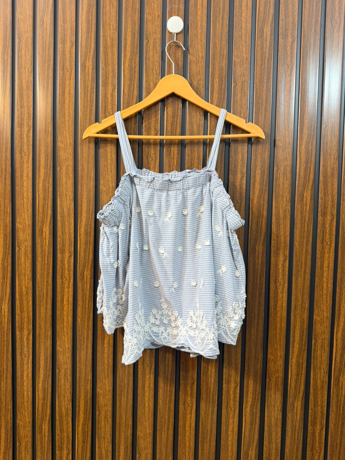 Chest 18  Length 21  Fabric Linen Women's New Arrival Top