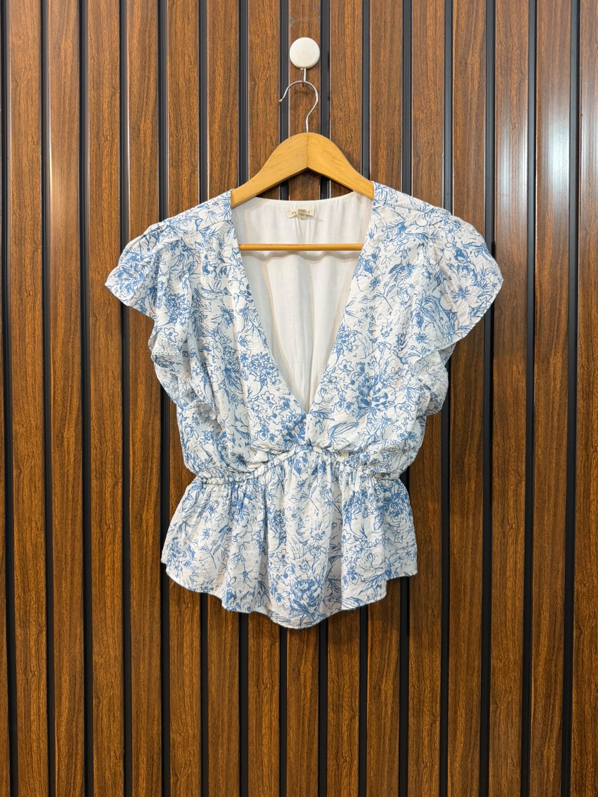 Chest 17  Length 18  Fabric Silk Western Women's Premium Top