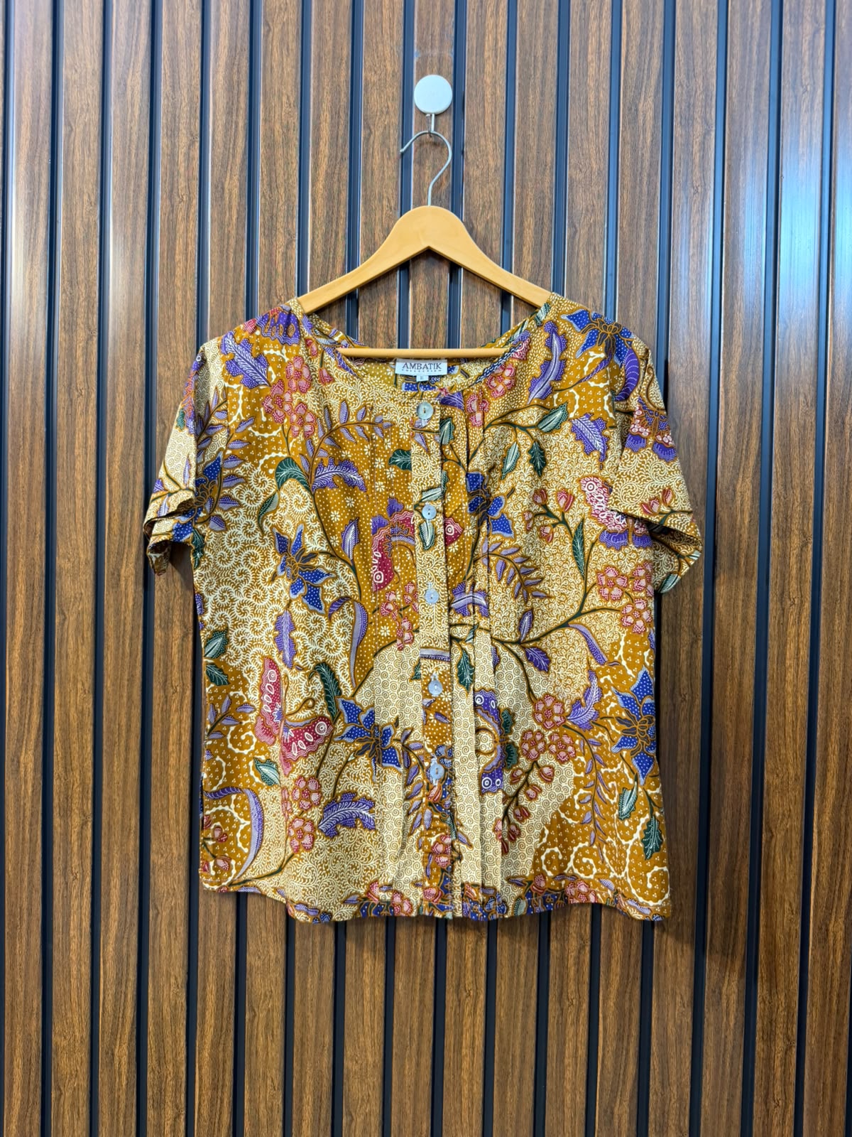 Chest 20  Length 23  Fabric Cotton Silk Women's Exclusive Top