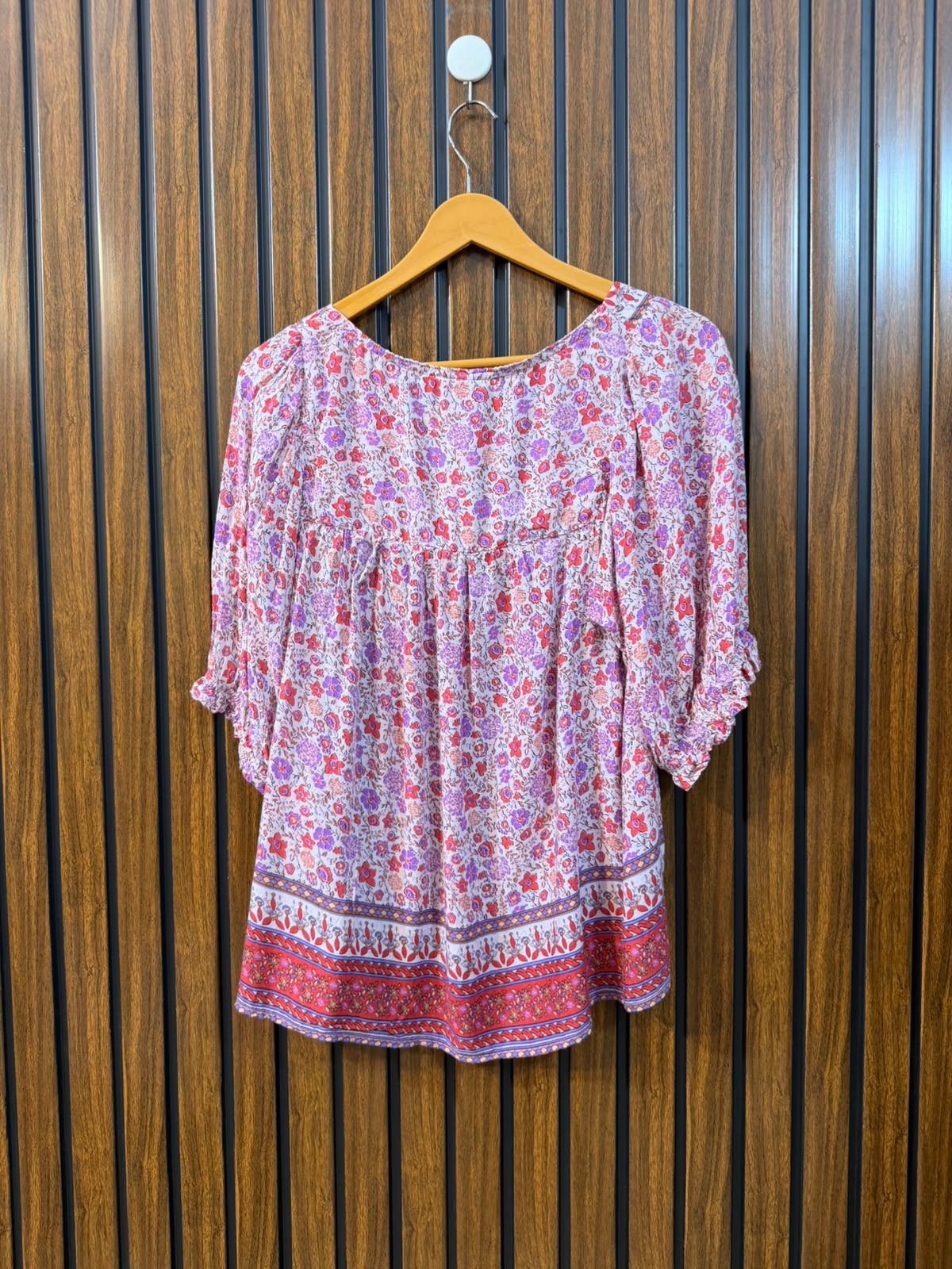 Chest 19  Length 23  Fabric Linen Women's Fashion Wear Top