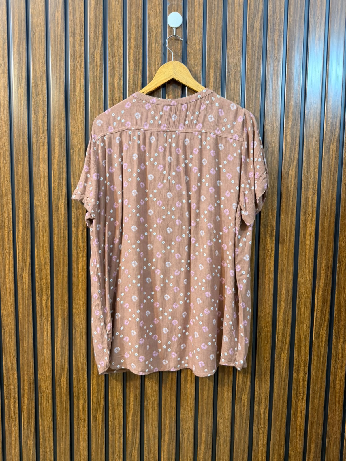 Chest 22  Length 28  Fabric Rayon Branded Women's Top Collection