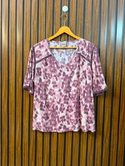 Chest 21  Length 23  Fabric Linen Women's Contemporary Top