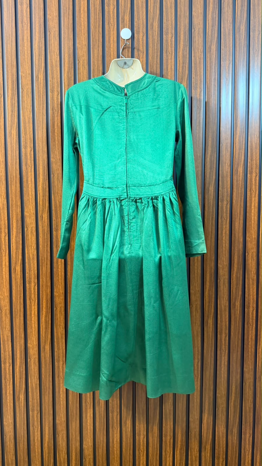 Chest 16  Length 40  Fabric Silk Women's Premium Maxi Dress