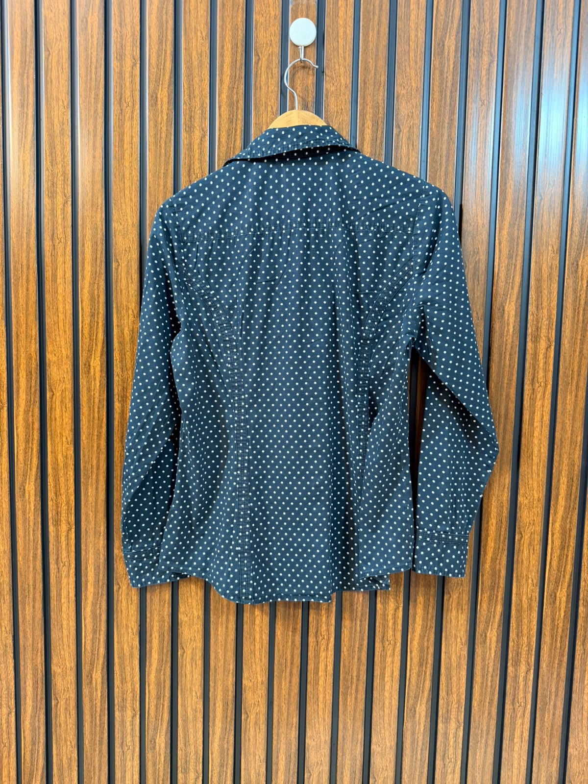Chest 20  Length 23  Fabric Cotton Western Branded Women's Full Sleeve Top