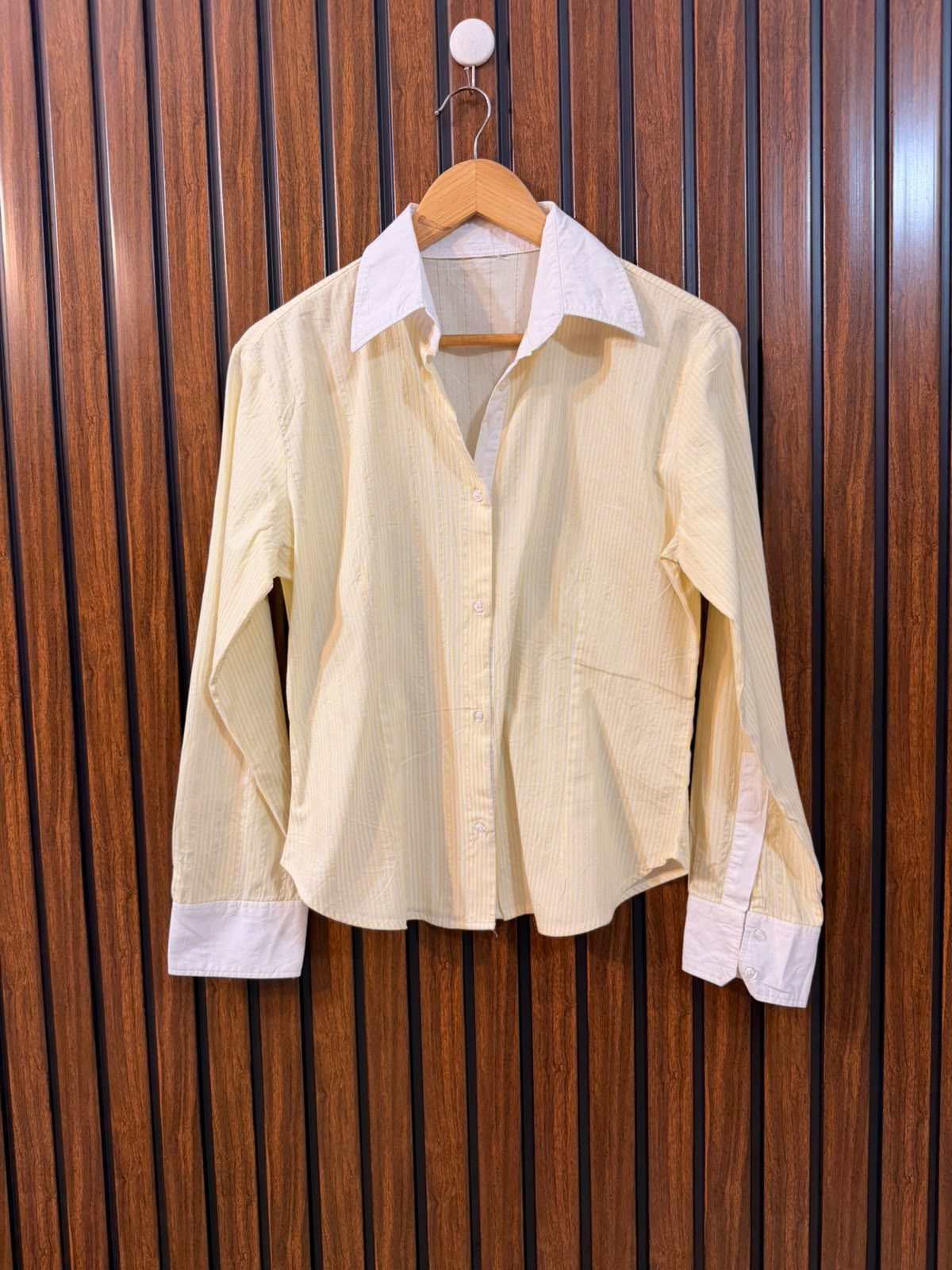 Chest 18  Length 21  Fabric Cotton Silk Women's Branded Western Casual Top