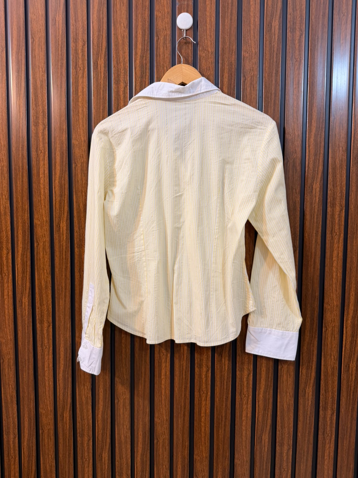 Chest 18  Length 21  Fabric Cotton Silk Women's Branded Western Casual Top