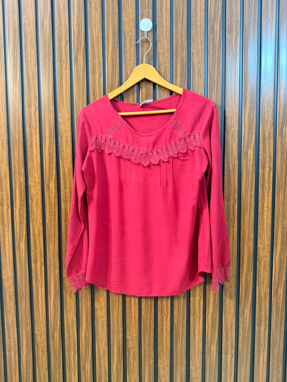 Chest 17  Length 23  Fabric Linen Western Women's Latest Full Sleeve Top