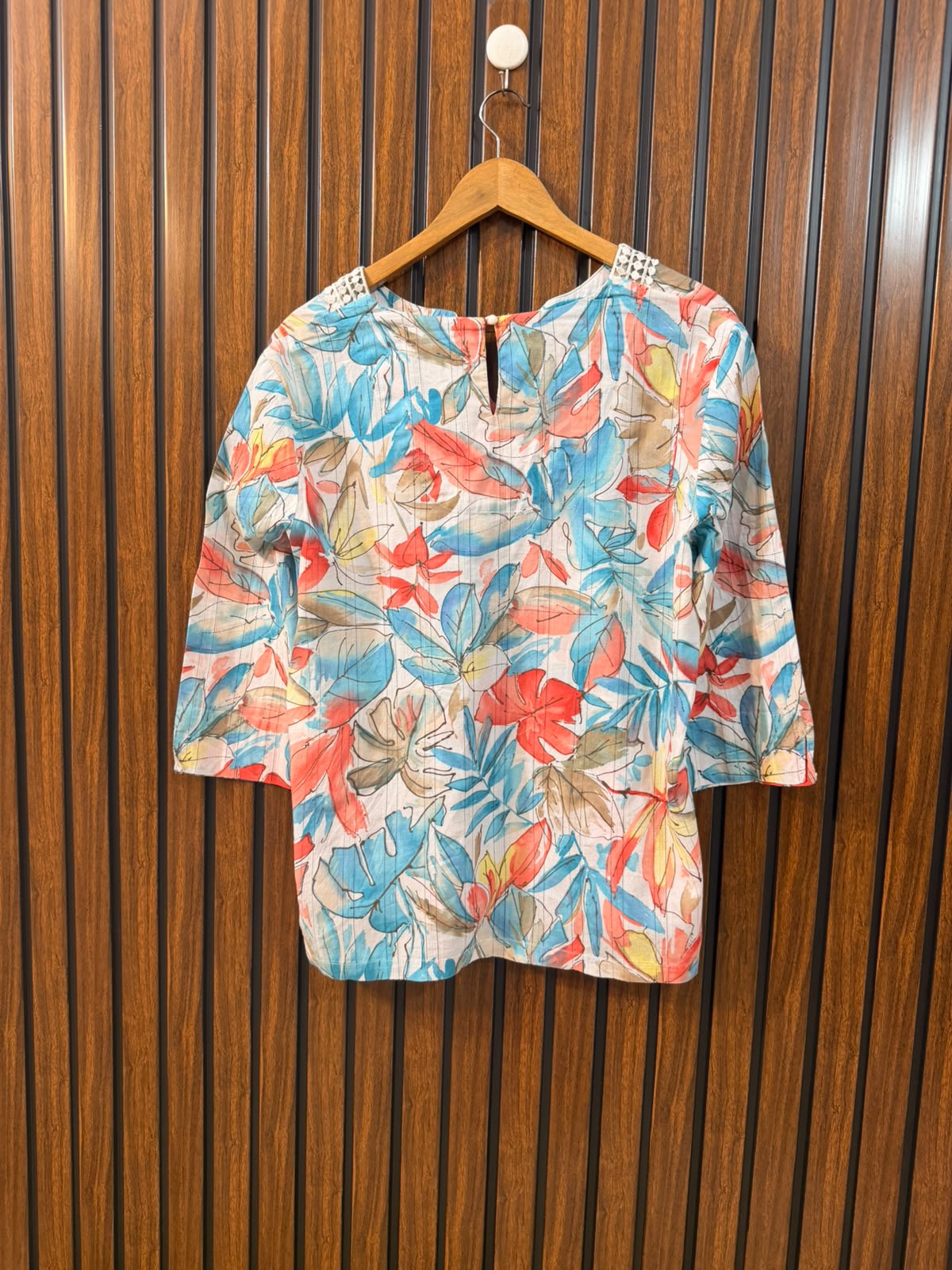 Chest 20  Length 24.5  Fabric Cotton Western Women's Exclusive Fashion Top