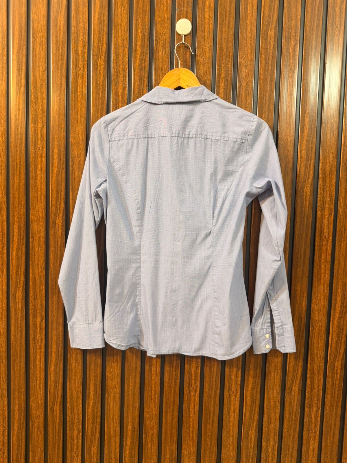 Chest 18  Length 23.5  Fabric Cotton Western Branded Ladies Full Sleeve Top