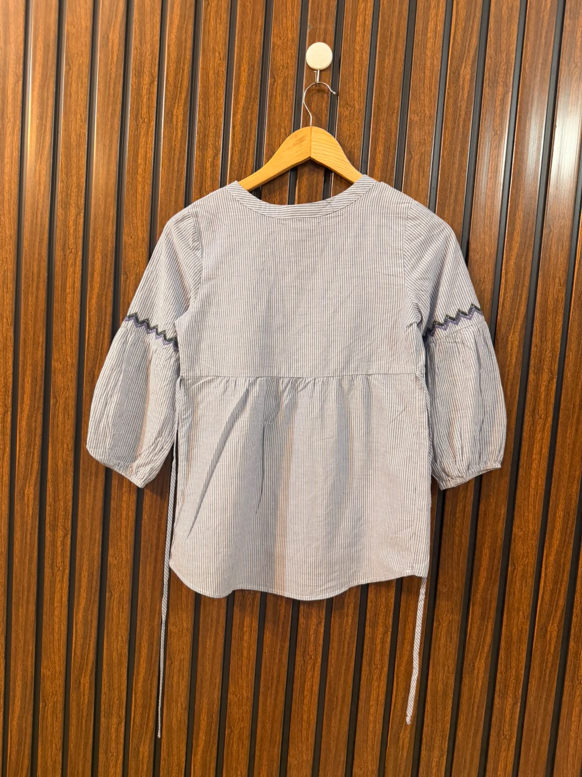 Chest 16  Length 21  Fabric Cotton Western Women's Designer Full Sleeve Top