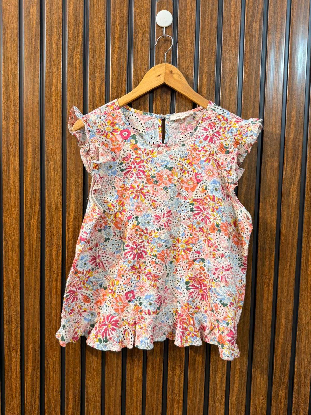 Chest 20  Length 22  Fabric Cotton Women's Casual Sleeveless Top