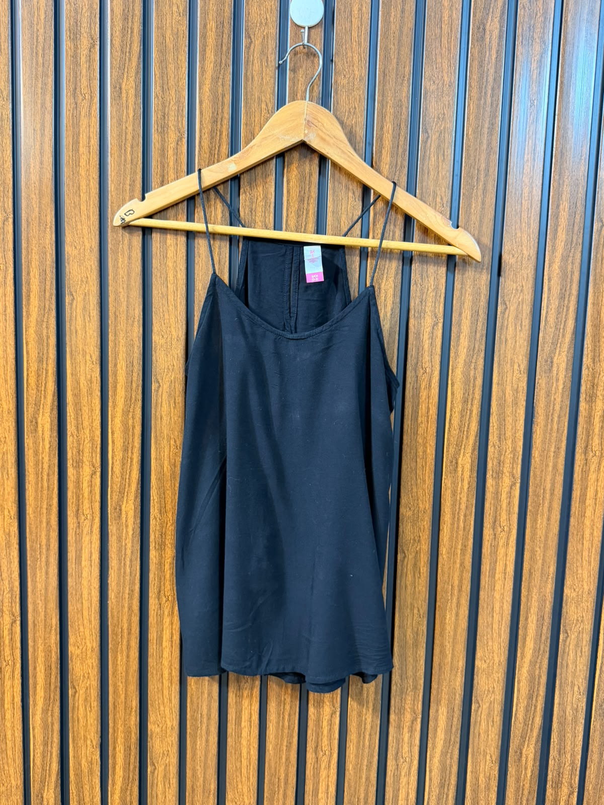 Chest 15  Length 20 To 21  Fabric Linen Women's Trendy Sleeveless Top