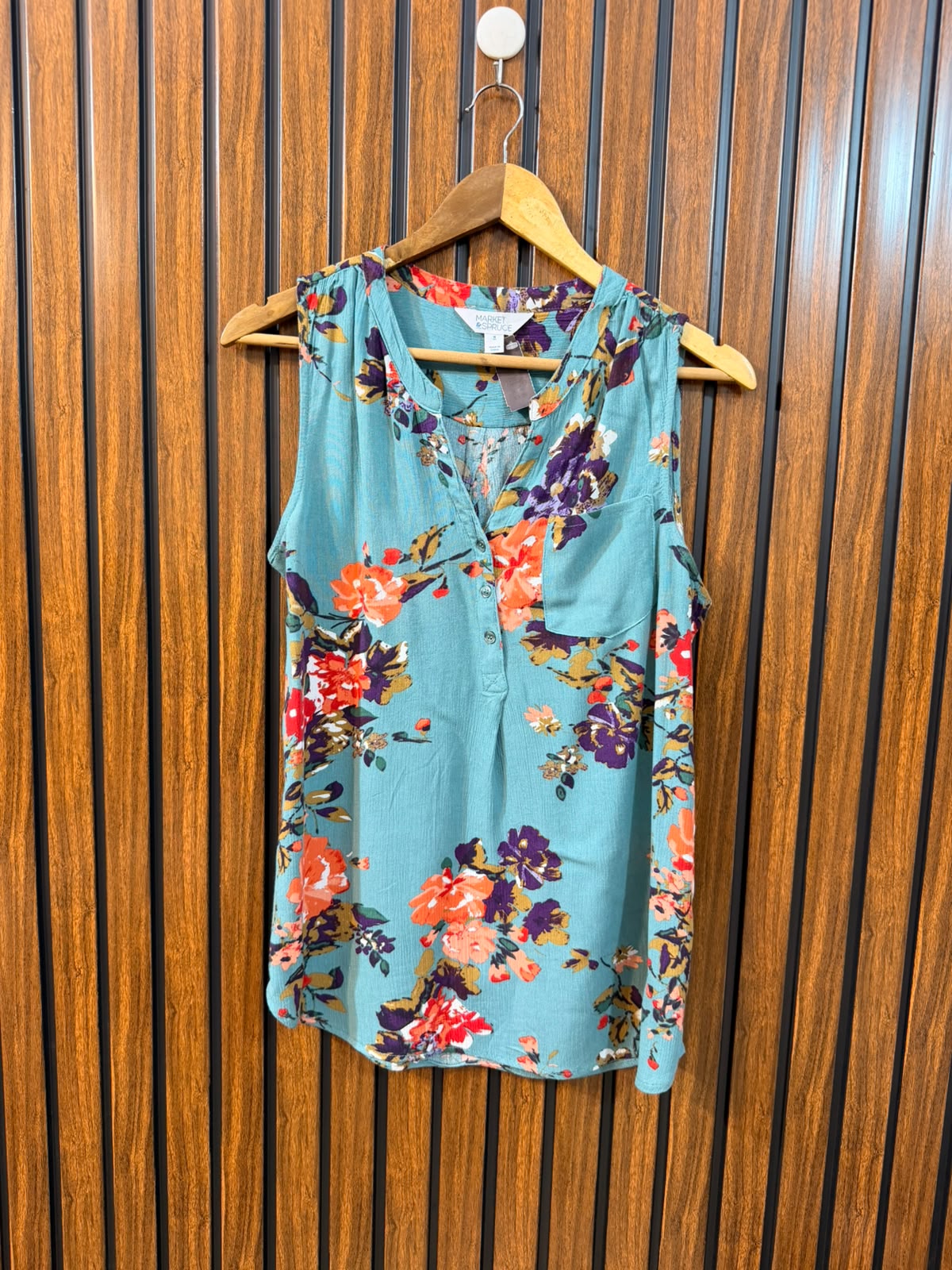 Chest 20  Length 26  Fabric Rayon Women's Designer Sleeveless Top