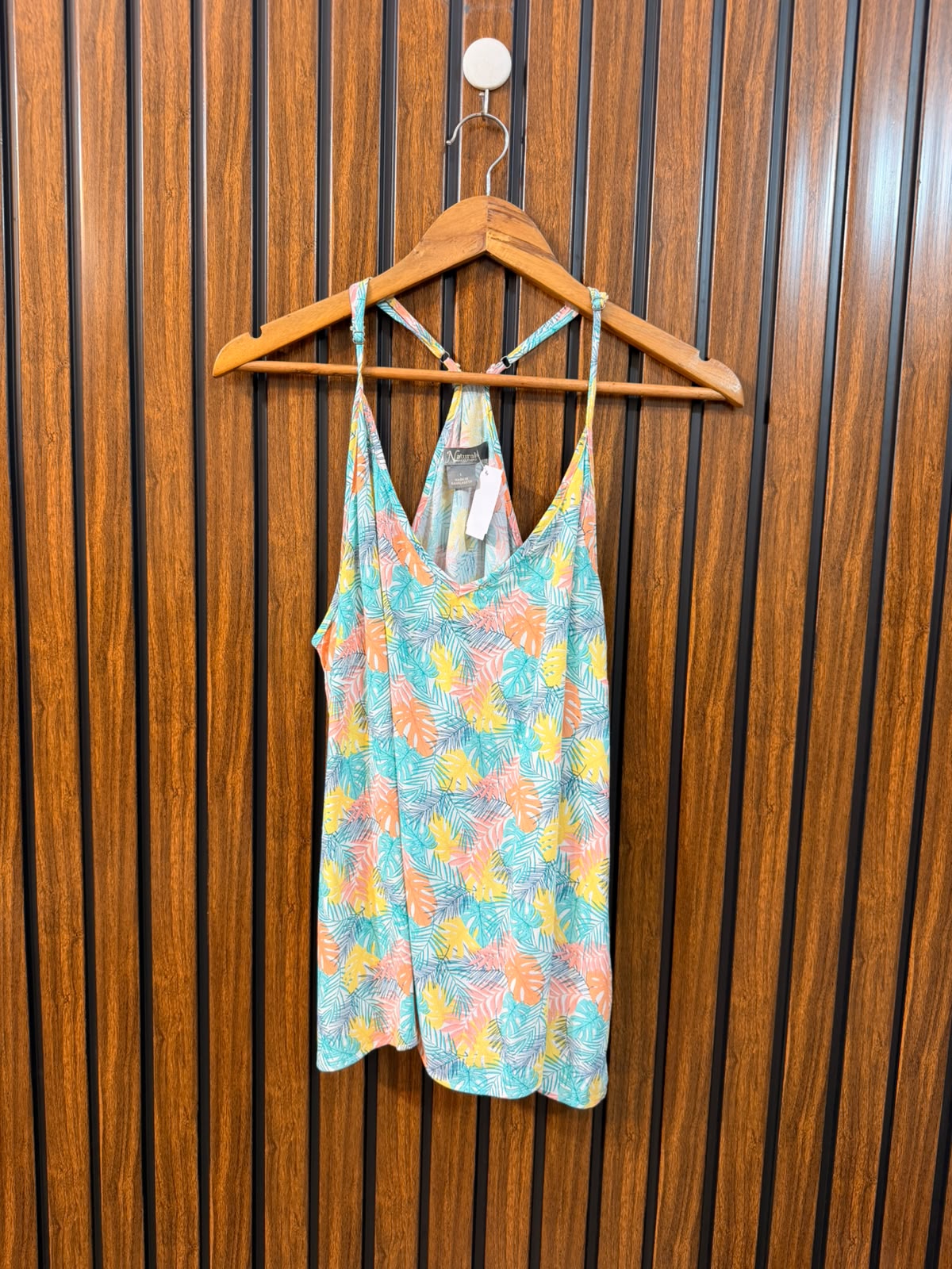 Chest 20  Length 24  Fabric Rayon Western Women's Sleeveless Top