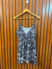 Chest 19  Length 32  Fabric Linen Women's Essential Sleeveless Top