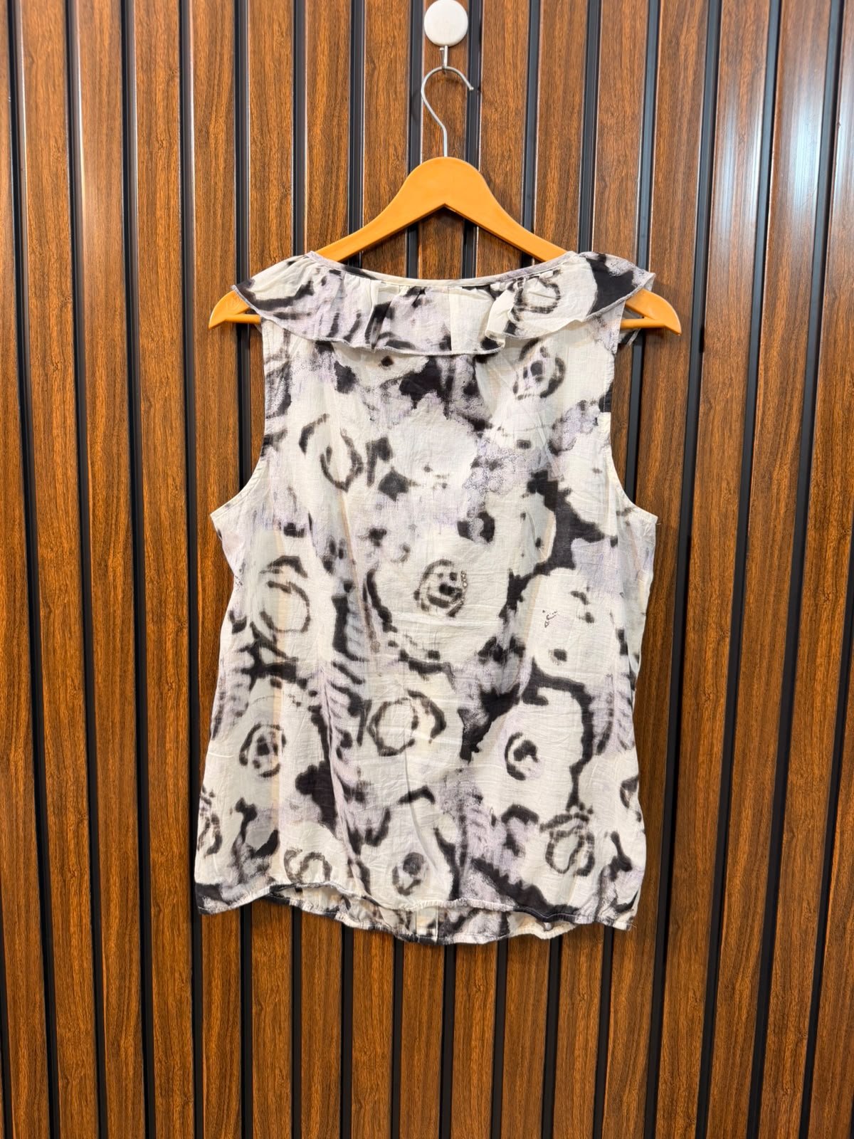 Chest 20  Length 24  Fabric Cotton Women's Sleeveless Fashion Top