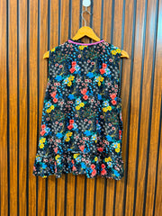 Chest 22  Length 25  Fabric Linen Women's Modern Fashion Top