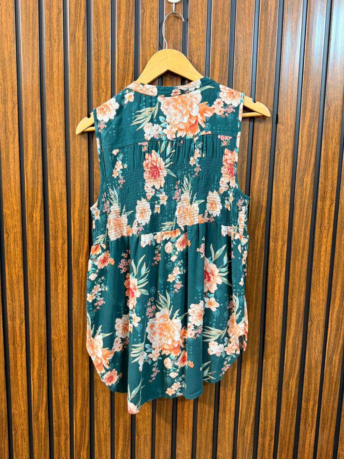 Chest 20  Length 26 To 28  Fabric Rayon Women's Premium Casual Top