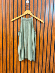 Chest 17  Length 22  Fabric Rayon Women's Signature Fashion Top