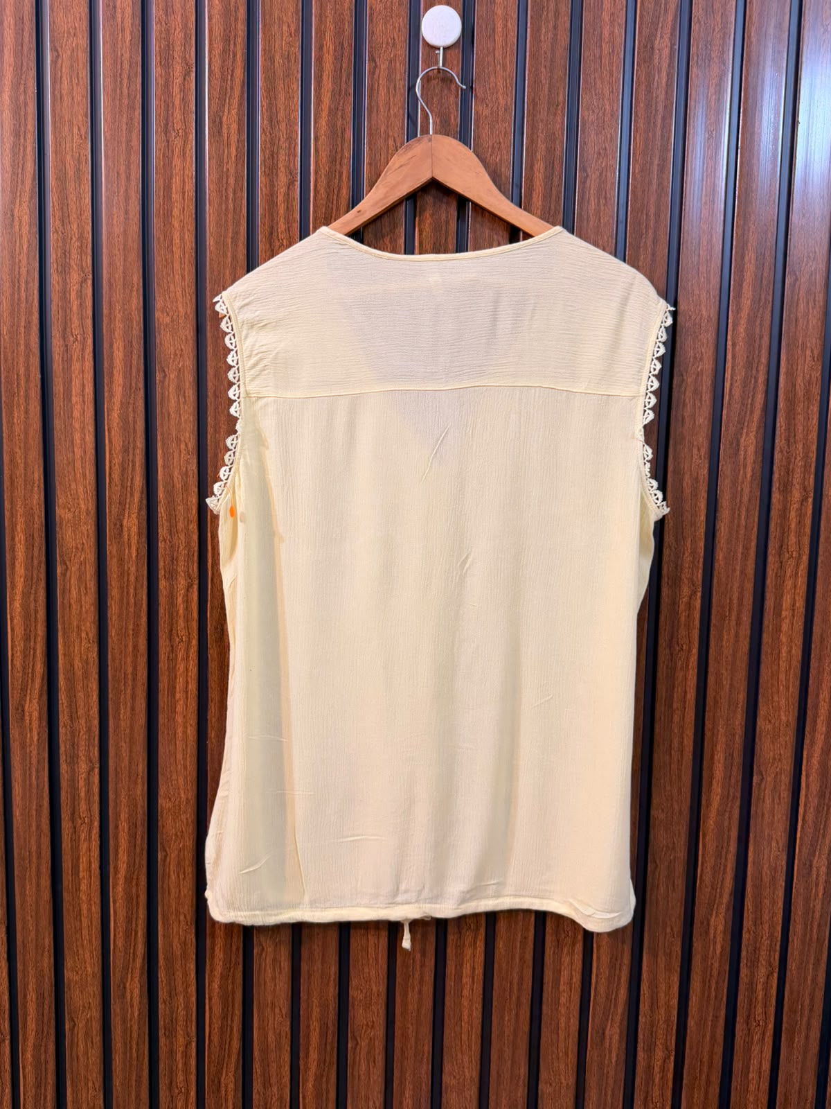 Chest 21  Length 26  Fabric Rayon Women's Branded Everyday Top