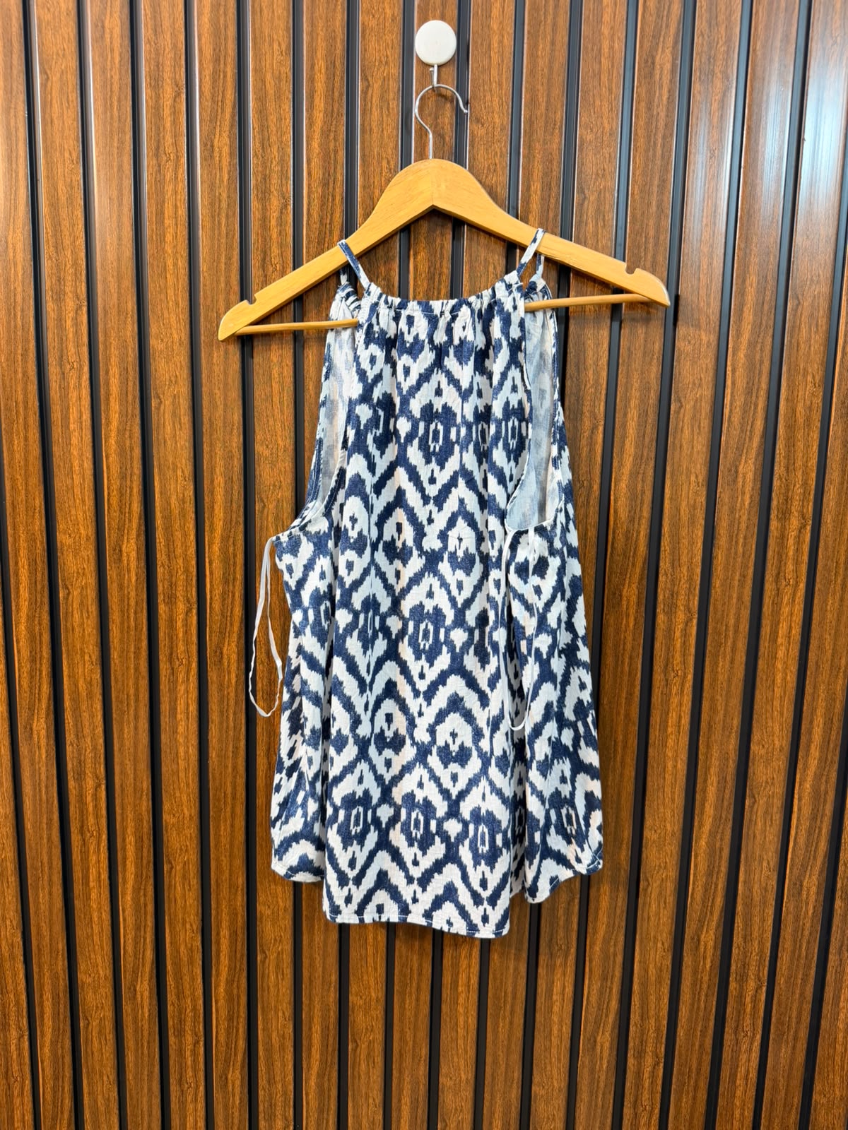 Chest 20  Length 24  Fabric Cotton Women's Sleeveless Casual Wear