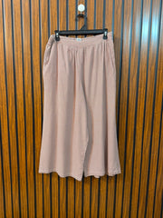 Waist 32  Length 31  Fabric Cotton Silk Waist 30  Length 34  Fabric Cotton Silk Branded Trouser for Women