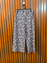 Waist 30  Length 33  Fabric Rayon Designer Women's Trouser