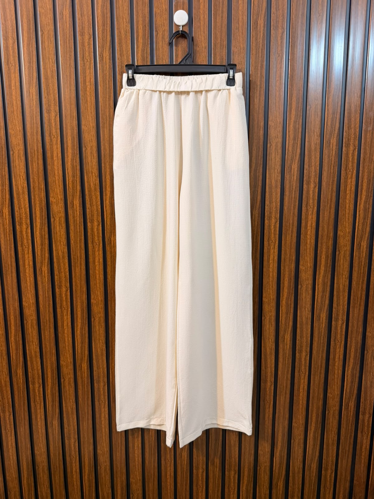 Waist 30  Length 41  Fabric Silk Women's Modern Trouser