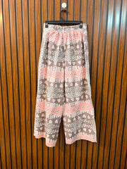 Waist 30  Length 38  Fabric Cotton Silk Women's Casual Trouser