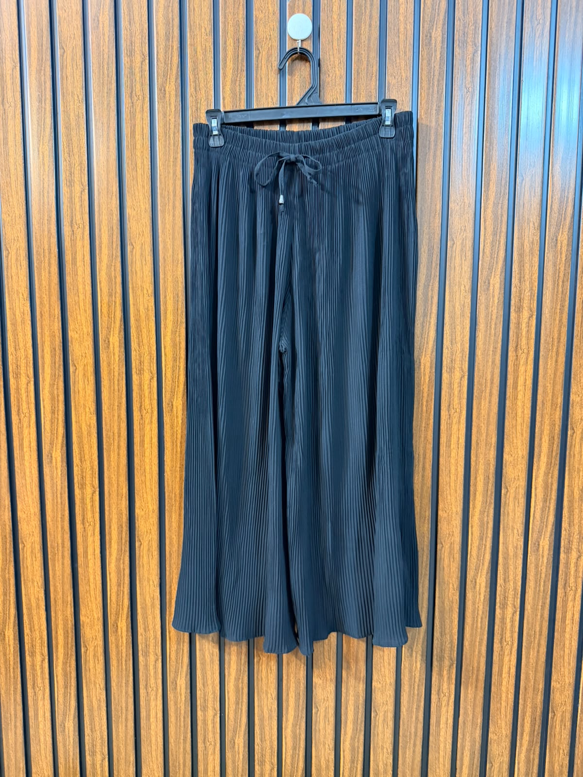 Waist 34  Length 32  Fabric Chiffon Women's Classic Trouser
